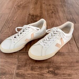 Veja Women's White and Tan Sneakers size 10